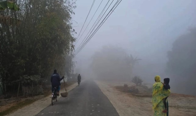 তাপমাত্রা ৮ ডিগ্রিতে নেমেছে তেঁতুলিয়ায়, অনুভূত হচ্ছে হালকা শৈত্যপ্রবাহ